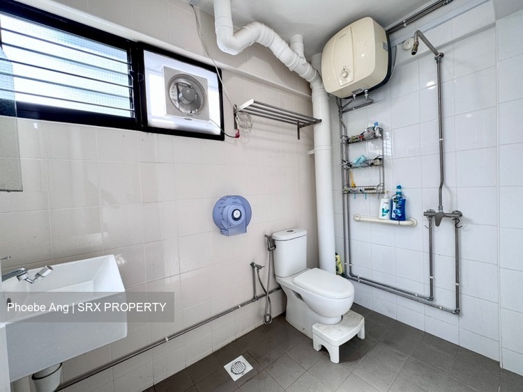 Blk 52 Teban Gardens Road (Jurong East), HDB 5 Rooms #557537391